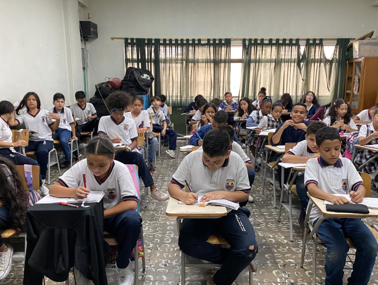 Medellín salen al receso escolar de octubre durante una semana