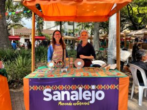 El primer Mercado Artesanal Sanalejo de este año reúne a cerca de 300 participantes