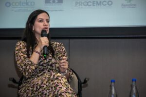 Medellín firma acuerdo para incentivar el desarrollo económico del país desde las regiones