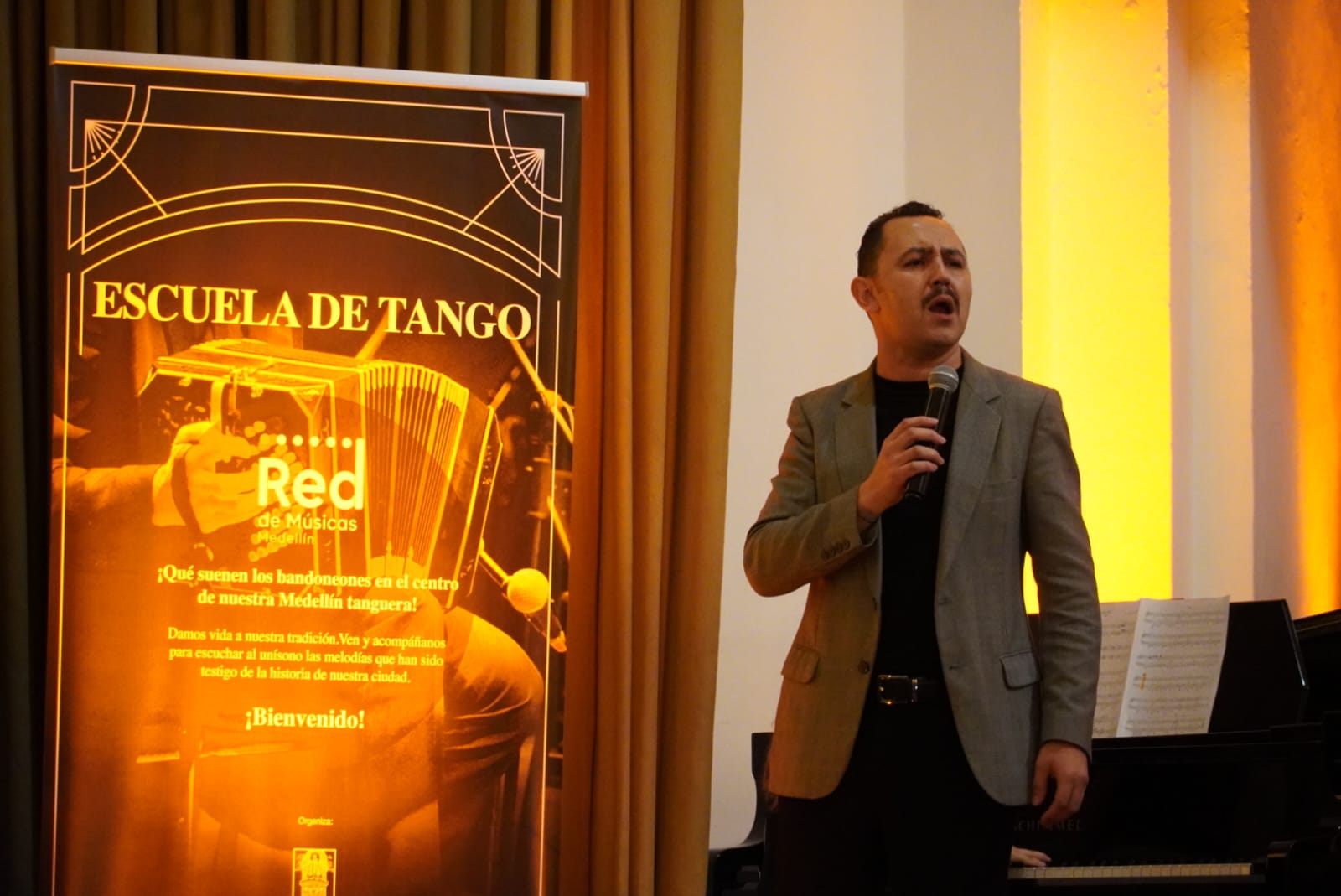 Medellín abre la primera escuela de música de tango pública del país –