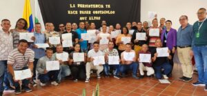 30 ex habitantes de calle se certificaron como educadores en farmacodependencia