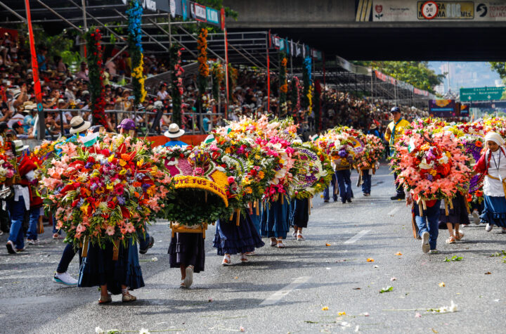 “Los silleteros y la Feria de las Flores simbolizan alegría en medio de los desafíos”: alcalde Federico Gutiérrez