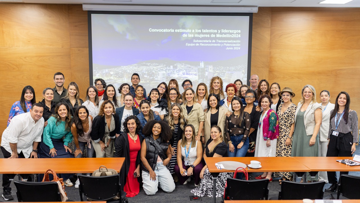 La convocatoria Estímulos a los Talentos de las Mujeres registra récord histórico de participación