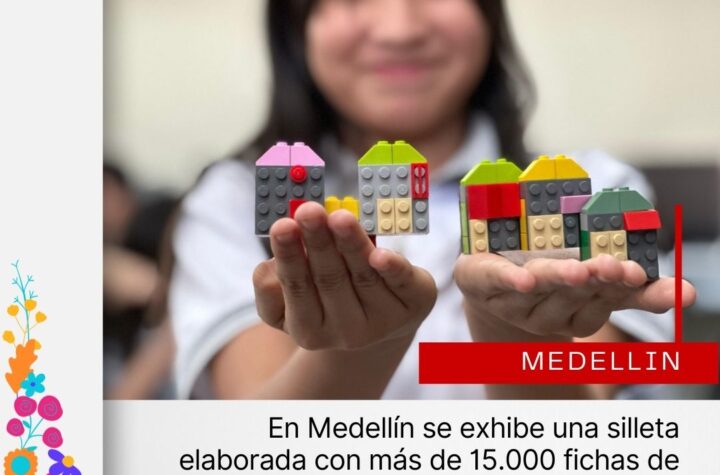 En Medellín se exhibe una silleta elaborada con más de 15.000 fichas de lego como experiencia de construcción de paz