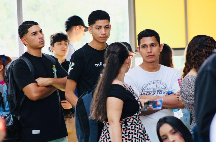 Más de 3.000 jóvenes de Medellín participaron en el primer Festival de Oportunidades