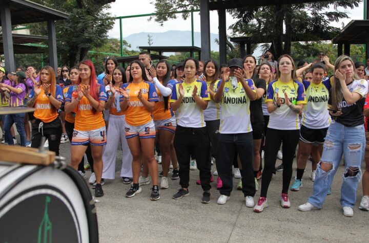 Inició la Supercopa de la No Violencia, torneo de fútbol femenino que promueve la equidad de género y el respeto por las mujeres