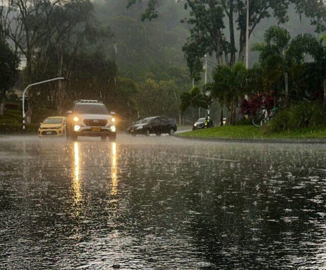 27.000 personas se han capacitado en Medellín para afrontar la segunda temporada de lluvias del año