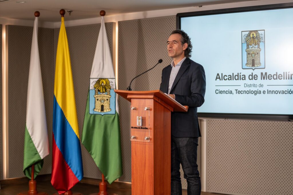 Alcalde Gutiérrez Pide Suspender Decreto Emergencia Económica