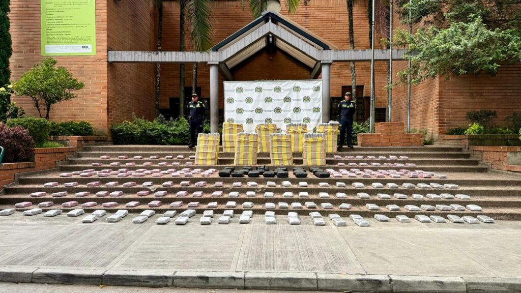 Alerta en Medellín: redes usan drogas saborizadas contra niños