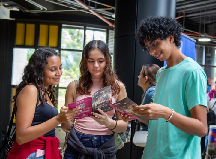 Becas 100 % para 231 mejores bachilleres Medellín