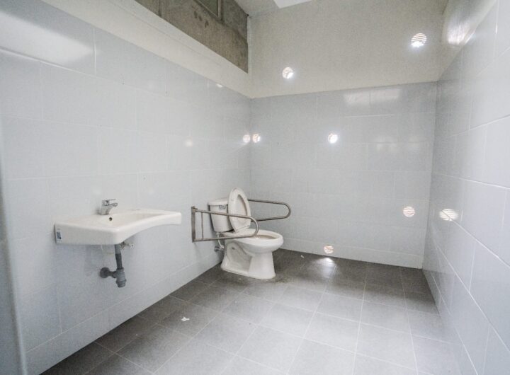 La Alcaldía de Medellín finalizó el mantenimiento de la institución educativa La Independencia, en la comuna 13