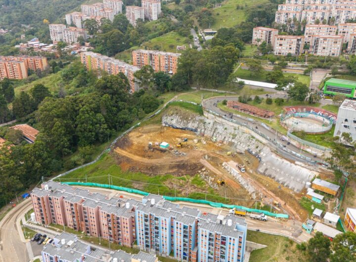 La Alcaldía de Medellín invierte $16.320 millones en subsidios para proyecto de vivienda en San Cristóbal