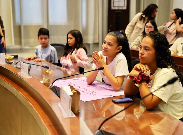 Niñas, niños y adolescentes de Medellín hicieron propuestas en el escenario democrático como concejales por un día