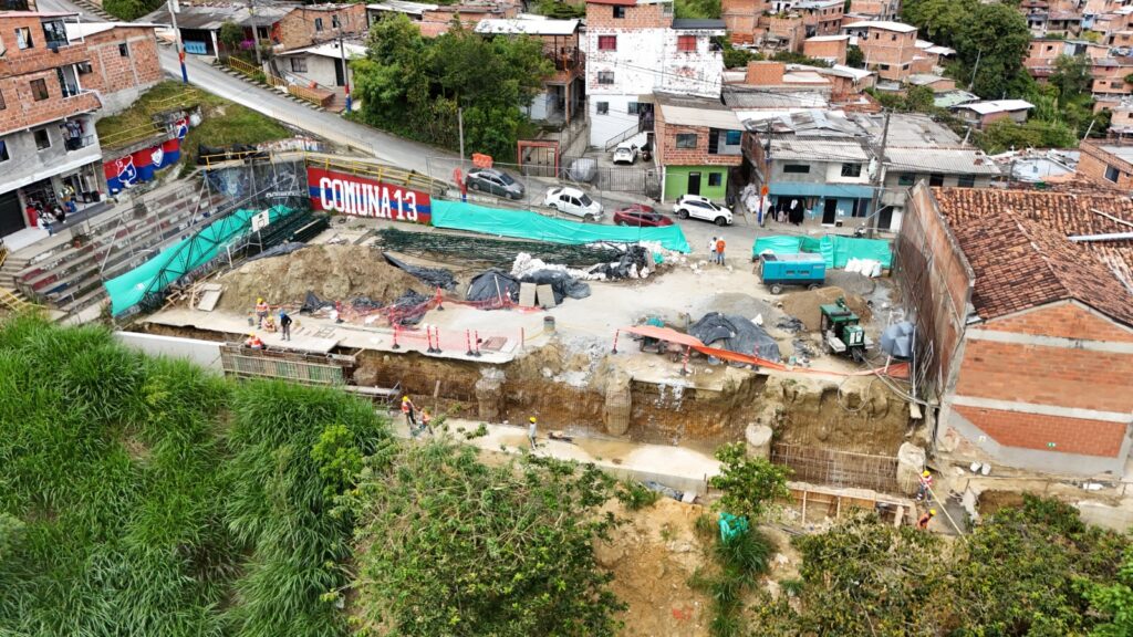 Stella Vélez avanza estabilización Medellín