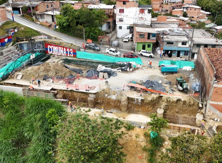 Stella Vélez avanza estabilización Medellín