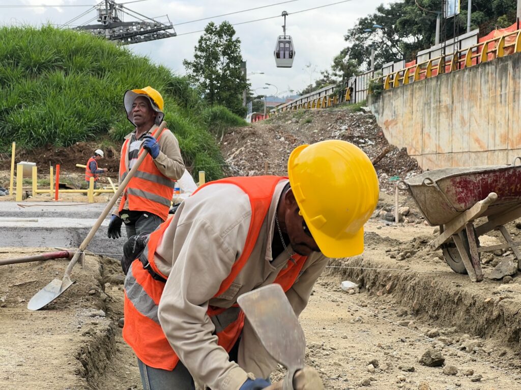 Primavera Norte Medellín: Empleo y Obra