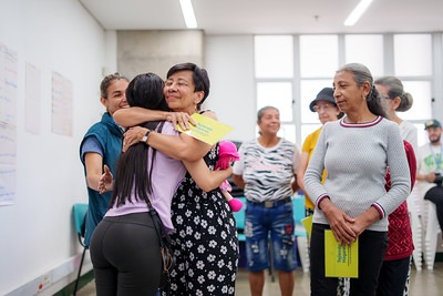 550 mujeres fortalecen su bienestar en Círculos de Cuidado