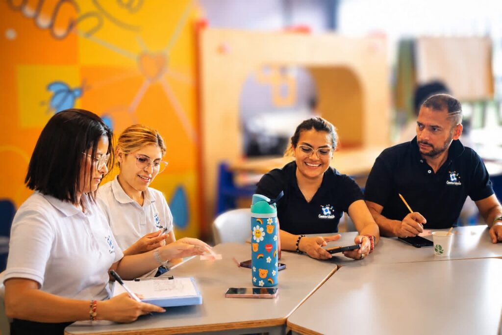 Redes pedagógicas fortalecen educación en Medellín