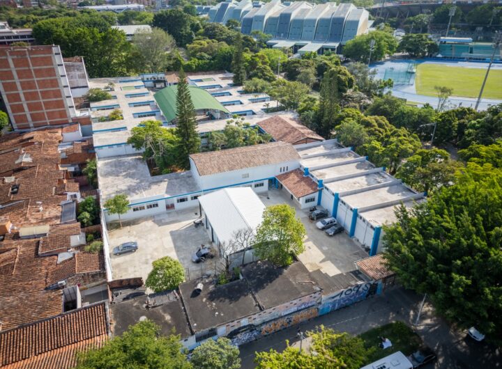 Infraestructura Educativa Medellín 2026