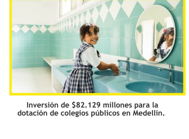 Medellín renueva baños en más de 200 colegios públicos